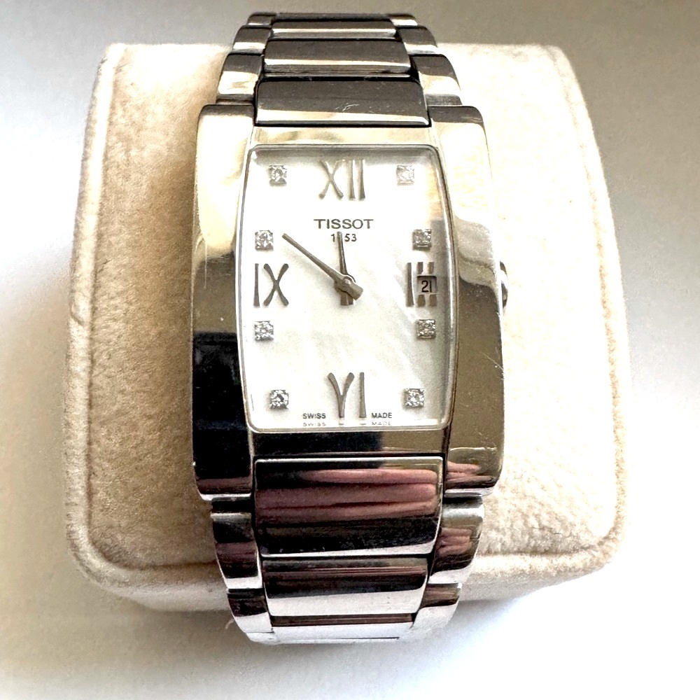 🌟HOST PICK🌟🕰💎 Rare Vintage Tissot Swiss Diamond & Pearl Women’s Watch  🕰️💎